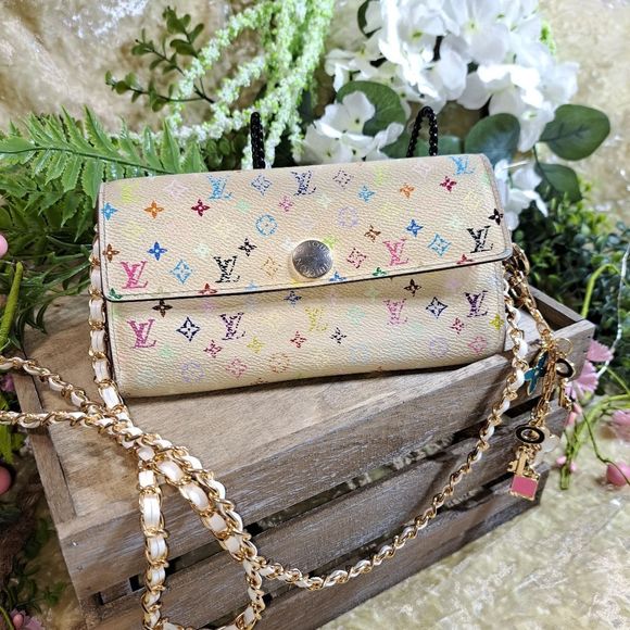 Louis Vuitton Handbags - Authentic Louis Vuitton Wallet
